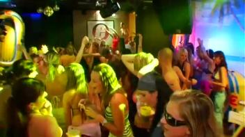 Bay Crotch Part 2 - Cam 3 Screencap 9 on www.sinx.com