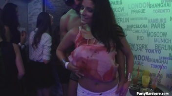 Party Hardcore Gone Crazy Vol. 30 Part 1 - Cam 3 Screencap 98 on www.sinx.com