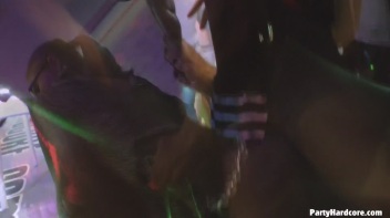 Party Hardcore Gone Crazy Vol. 30 Part 1 - Cam 3 Screencap 107 on www.sinx.com