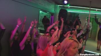 Party Hardcore Gone Crazy Vol. 30 Part 1 - Cam 3 Screencap 39 on www.sinx.com
