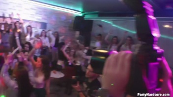 Party Hardcore Gone Crazy Vol. 30 Part 1 - Cam 3 Screencap 40 on www.sinx.com