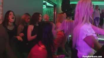 Party Hardcore Gone Crazy Vol. 30 Part 1 - Cam 3 Screencap 45 on www.sinx.com