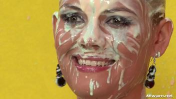 The Messiest Trivia Show Ever Screencap 51 on www.sinx.com