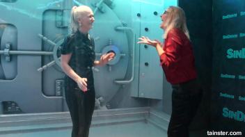 Sexy Wet Booty shaking Screencap 29 on www.sinx.com