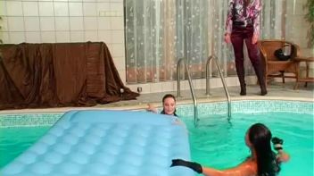 Staying Cool by the Pool Screencap 53 on www.sinx.com