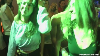 Party Hardcore Gone Crazy Vol. 37 Part 1 - Cam 4 Screencap 15 on www.sinx.com