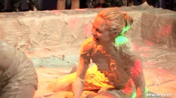 Two Blondes Get Stupid In The Mud! Screencap 31 on www.sinx.com