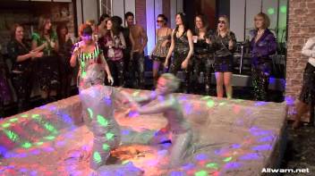 Two Blondes Get Stupid In The Mud! Screencap 58 on www.sinx.com