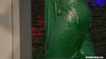 Crazier By The Dozen Part 1 - Main Edit Screencap 47 on www.sinx.com