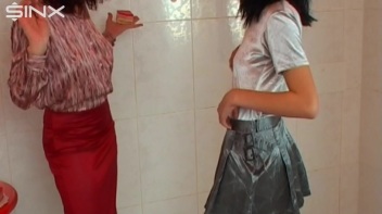 Perfectly Perverted Shower Session Screencap 3 on www.sinx.com