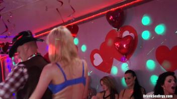 Valentine's Day Vaginas Part 4 - Cam 3 Screencap 53 on www.sinx.com