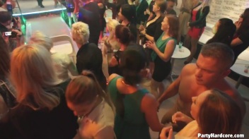 Party Hardcore Gone Crazy Vol. 31 Part 4 - Cam 1 Screencap 101 on www.sinx.com