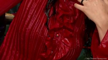 Adriana and Pepper's Pissy Party Screencap 77 on www.sinx.com