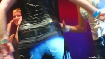 Blue Jean Babes Part 4 Cam 3 Screencap 32 on www.sinx.com