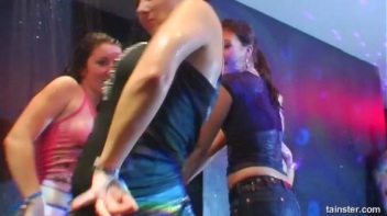 Blue Jean Babes Part 4 Cam 3 Screencap 72 on www.sinx.com