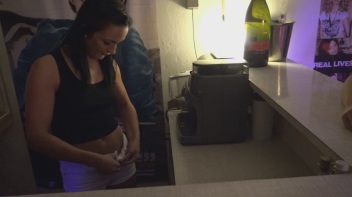 In der Dorfdisco geschwängert Screencap 7 on www.sinx.com