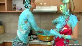 Cakes Covered In Icing Screencap 28 on www.sinx.com