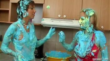 Cakes Covered In Icing Screencap 30 on www.sinx.com