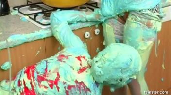 Cakes Covered In Icing Screencap 53 on www.sinx.com