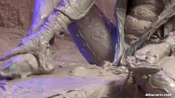 The Lone Mud Splatterers Screencap 102 on www.sinx.com