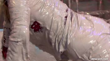 The Lone Mud Splatterers Screencap 38 on www.sinx.com