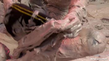 The Lone Mud Splatterers Screencap 54 on www.sinx.com