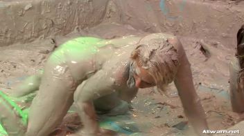 The Lone Mud Splatterers Screencap 75 on www.sinx.com