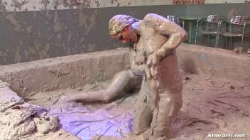 The Lone Mud Splatterers Screencap 82 on www.sinx.com