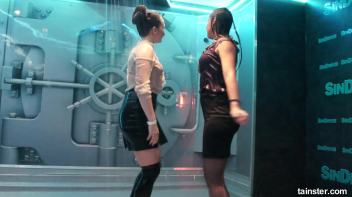 Wet amateur girls go berzerk Screencap 56 on www.sinx.com