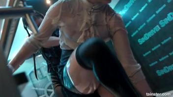 Wet amateur girls go berzerk Screencap 57 on www.sinx.com