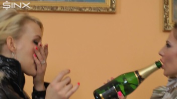 Stunning Babes Enjoy Some Bubbly Swapping Screencap 24 on www.sinx.com