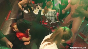 Party Hardcore Gone Crazy Vol. 35 Part 9 - Cam 1 Screencap 38 on www.sinx.com