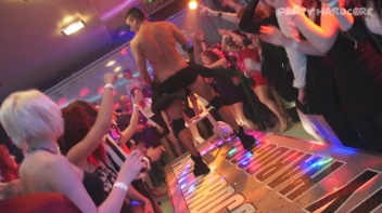 Party Hardcore Gone Crazy Vol. 25 Part 1 - Main Edit Screencap 64 on www.sinx.com