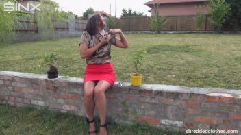 Clothes Destroying Cutie Screencap 35 on www.sinx.com