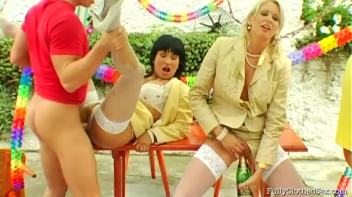 Sluttin' Up The Party In Style Screencap 79 on www.sinx.com