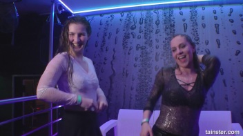 Party Girls Just Want to Have Some Wet Fun Screencap 62 on www.sinx.com