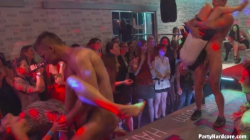 Party Hardcore Gone Crazy Vol. 13 Part 2 - Cam 4 Screencap 25 on www.sinx.com