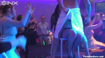 Party Hardcore Gone Crazy Vol. 44 Part 6 - Cam 1 Screencap 53 on www.sinx.com