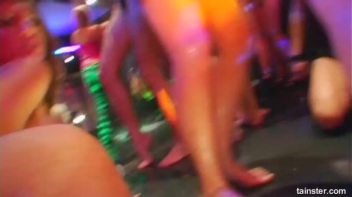 Blue Jean Babes Part 3 Cam 1 Screencap 15 on www.sinx.com