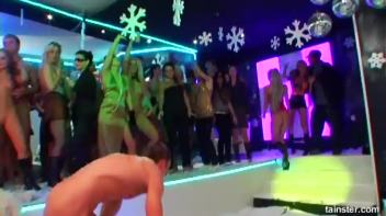 Pussy Blizzard Part 5 - Cam 2 Screencap 111 on www.sinx.com