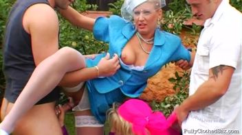 Unclogging The Pussy Pipes In Fully Clothed Glory Screencap 57 on www.sinx.com