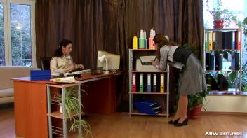 Squirt Your Cream On Me Screencap 7 on www.sinx.com