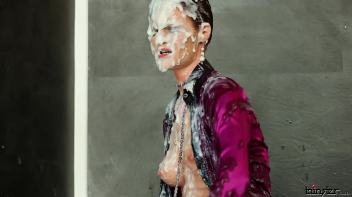 Extreme Cum Makeover Screencap 97 on www.sinx.com