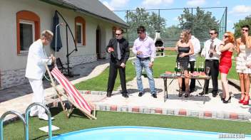 The Bi Reception Part 1 Screencap 29 on www.sinx.com