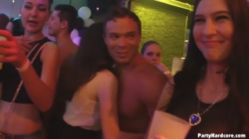 Party Hardcore Gone Crazy Vol. 36 Part 7 - Cam 4 Screencap 43 on www.sinx.com