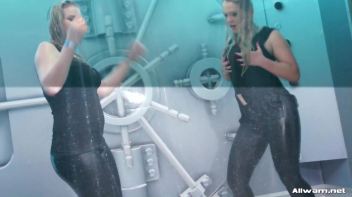 Love The Look Of That Wetlook! Screencap 15 on www.sinx.com