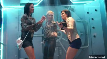 Love The Look Of That Wetlook! Screencap 42 on www.sinx.com