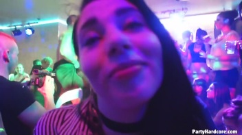 Party Hardcore Gone Crazy Vol. 33 Part 4 - Cam 3 Screencap 71 on www.sinx.com