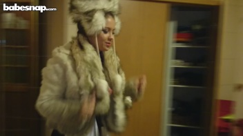 Naughty Maid Needs To Be Punished! Screencap 20 on www.sinx.com