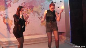 Wet and Shiny Screencap 35 on www.sinx.com